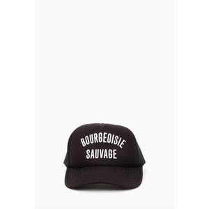 NEW CLARE V. bourgeoisie sauvage trucker hat in black with cream